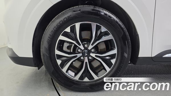 Kia Carnival 2021, фото 5