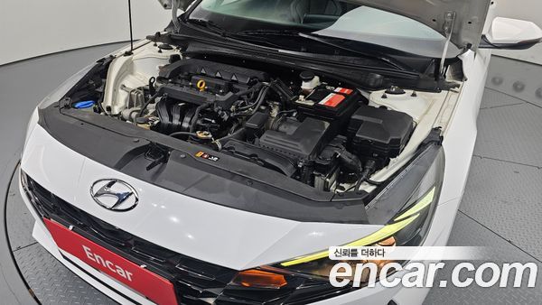 Hyundai Elantra 2021, фото 6