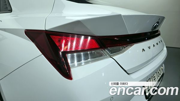 Hyundai Elantra 2021, фото 9