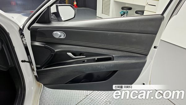 Hyundai Elantra 2021, фото 14