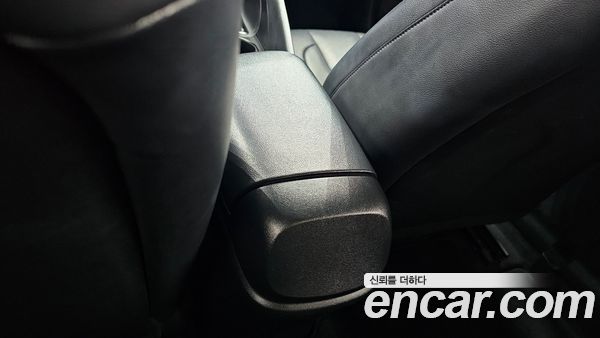 Hyundai Elantra 2021, фото 30