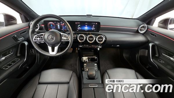 Mercedes-Benz A-Class 2021, фото 10