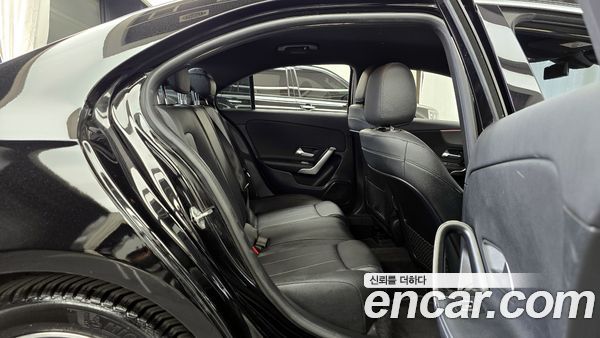 Mercedes-Benz A-Class 2021, фото 17