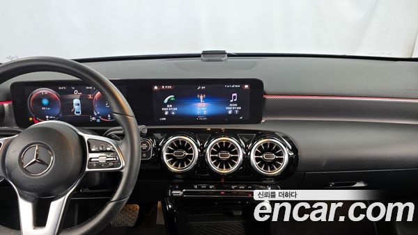 Mercedes-Benz A-Class 2021, фото 18