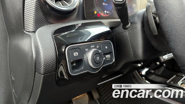 Mercedes-Benz A-Class 2021, фото 24