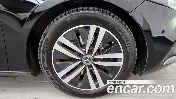 Mercedes-Benz A-Class 2021, фото 7