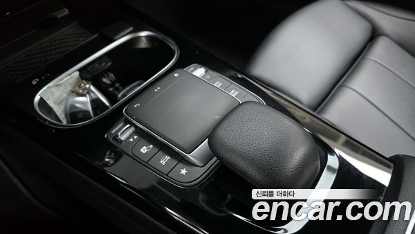 Mercedes-Benz A-Class 2021, фото 27