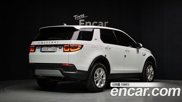 Land Rover Discovery Sport 2021, фото 2