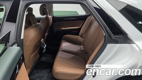 Hyundai Grandeur 2023, фото 16