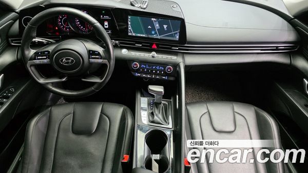Hyundai Elantra 2023, фото 10