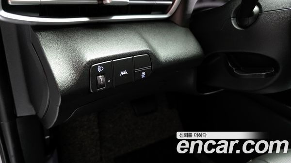Hyundai Elantra 2023, фото 20