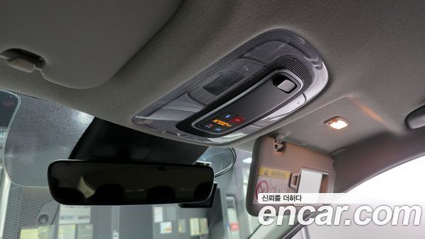 Hyundai Elantra 2023, фото 26