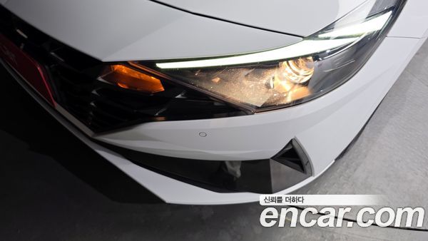 Hyundai Elantra 2023, фото 8