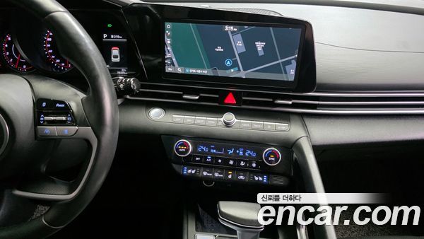 Hyundai Elantra 2023, фото 27