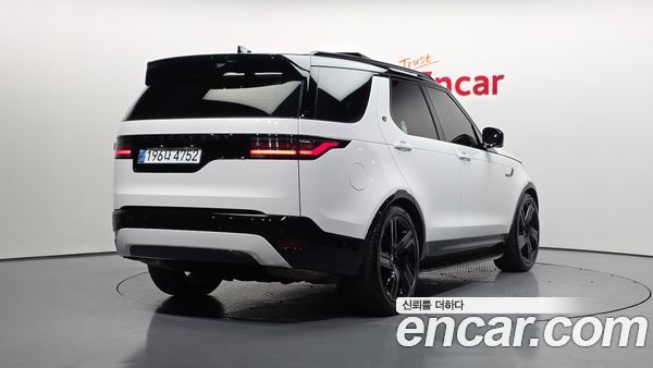 Land Rover Discovery 2024, фото 2