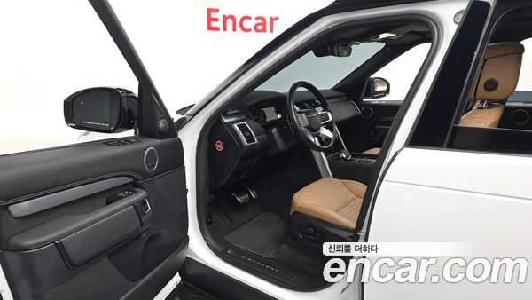 Land Rover Discovery 2024, фото 10