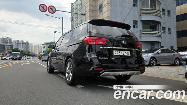 Kia Carnival 2020, фото 5