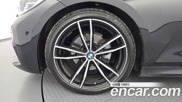 BMW 3 Series 2021, фото 5