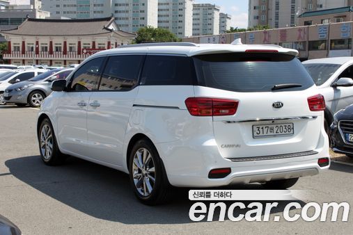 Kia Carnival 2020, фото 6