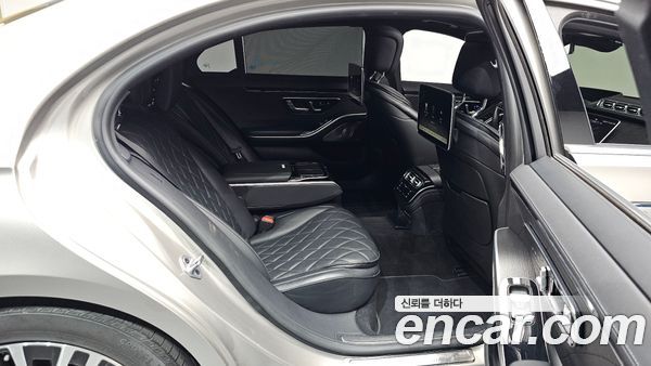 Mercedes-Benz S-Class 2022, фото 16