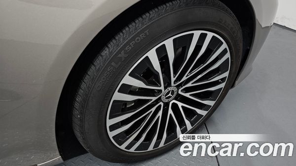 Mercedes-Benz S-Class 2022, фото 39