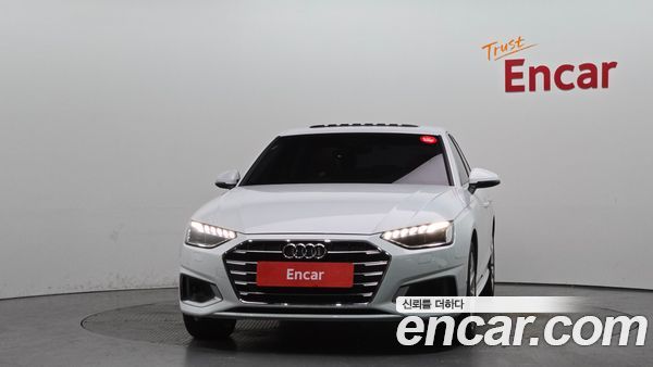Audi A4 2023, фото 3