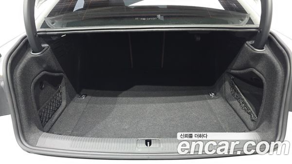 Audi A4 2023, фото 26