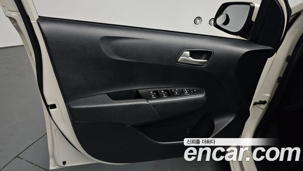 Kia Picanto 2023, фото 13