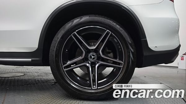 Mercedes-Benz GLC 2022, фото 6