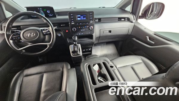 Hyundai Staria 2022, фото 10
