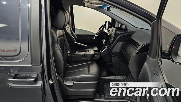 Hyundai Staria 2022, фото 16