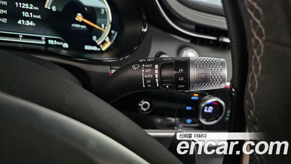Genesis GV70 2021, фото 27
