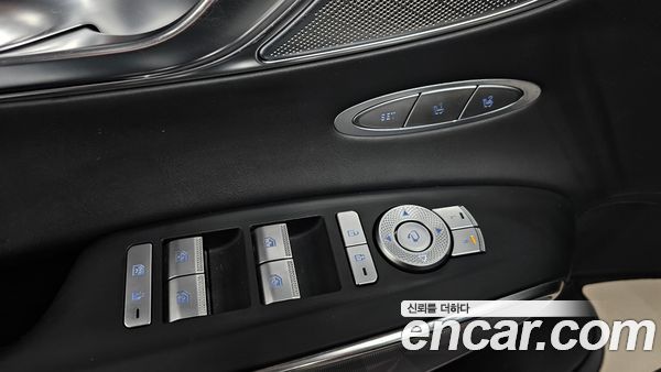 Genesis GV70 2021, фото 29