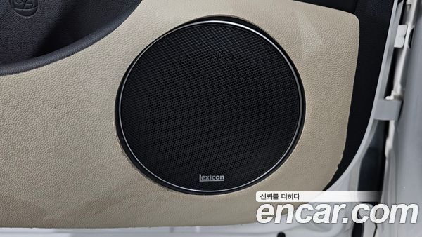 Genesis GV70 2021, фото 30