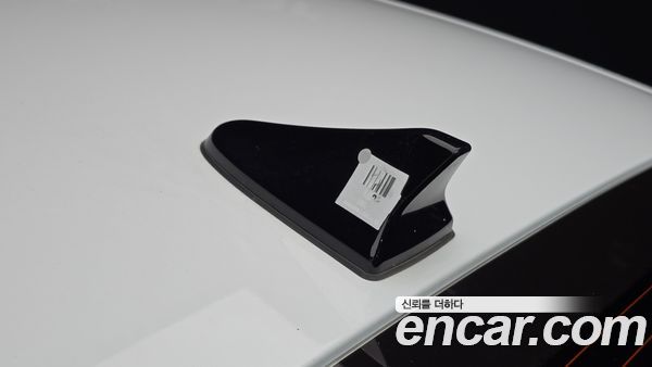 Hyundai Elantra 2023, фото 32