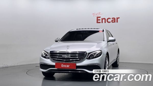 Mercedes-Benz E-Class 2020, фото 3