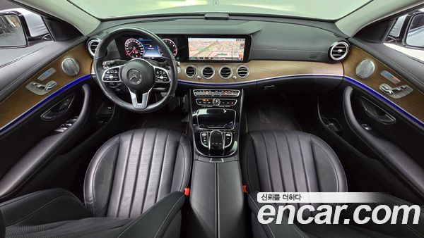 Mercedes-Benz E-Class 2020, фото 7