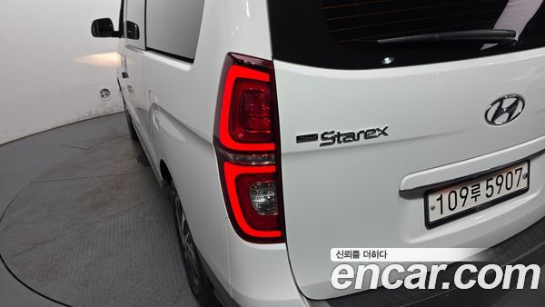 Hyundai Grand Starex 2021, фото 9