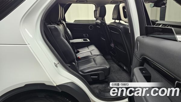 Land Rover Discovery 2020, фото 12