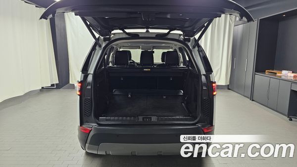 Land Rover Discovery 2020, фото 20