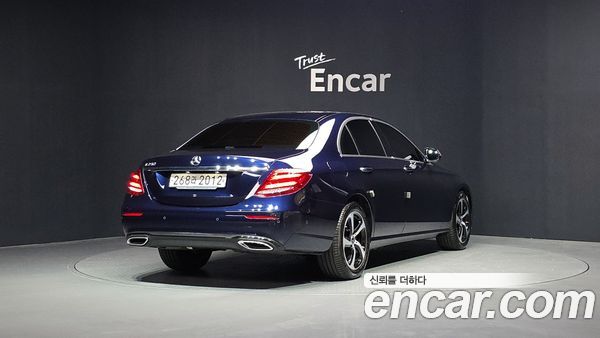 Mercedes-Benz E-Class 2020, фото 2