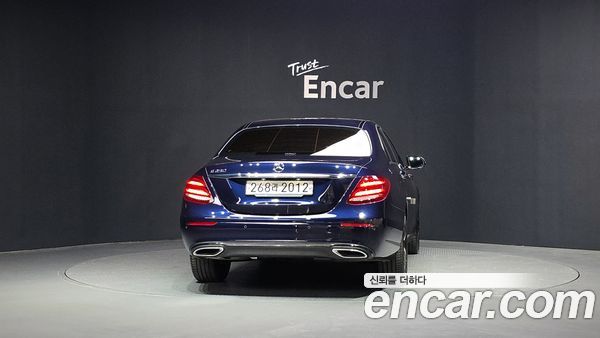 Mercedes-Benz E-Class 2020, фото 4