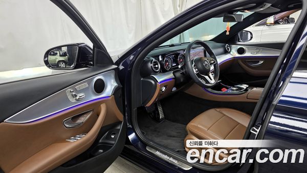 Mercedes-Benz E-Class 2020, фото 13