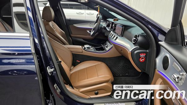 Mercedes-Benz E-Class 2020, фото 17