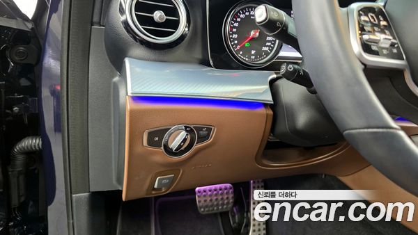 Mercedes-Benz E-Class 2020, фото 22