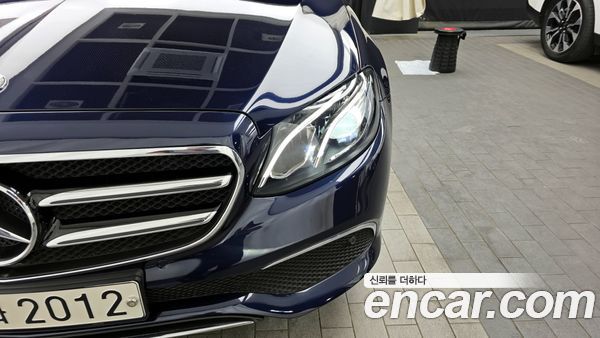 Mercedes-Benz E-Class 2020, фото 8