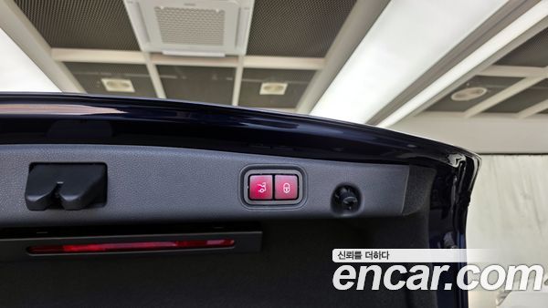 Mercedes-Benz E-Class 2020, фото 27