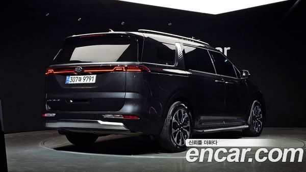 Kia Carnival 2021, фото 2
