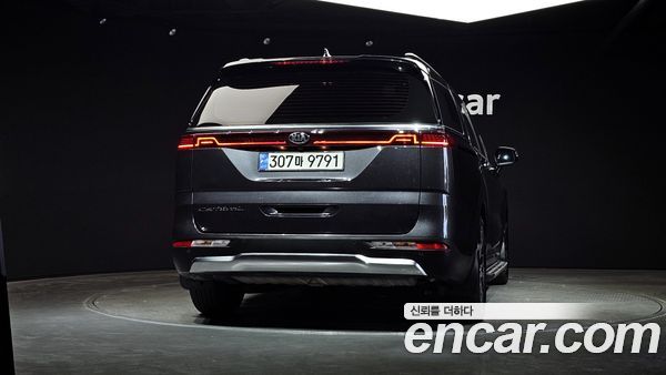 Kia Carnival 2021, фото 4