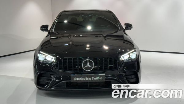 Mercedes-Benz E-Class 2023, фото 2